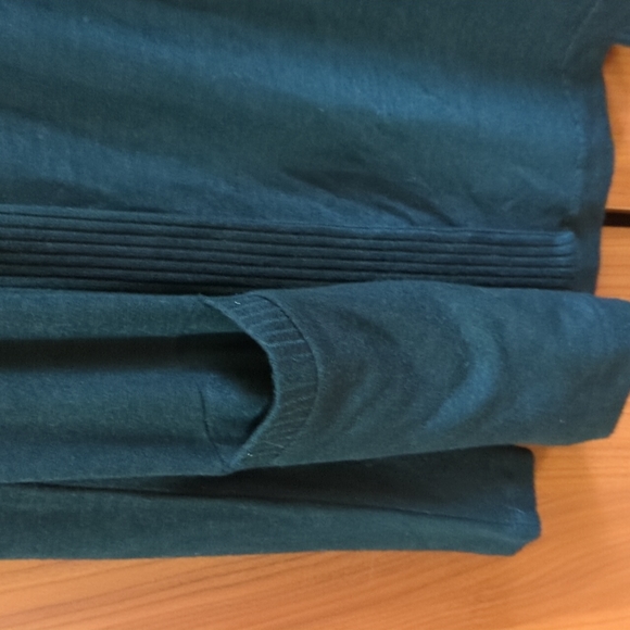 Banana republic black cardigan - Picture 3 of 3